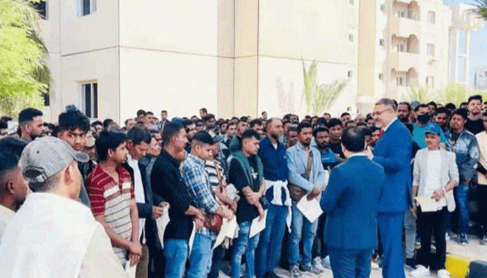 লিবিয়া থেকে দেশে ফিরল আরো ৩১০ বাংলাদেশি লিবিয়া থেকে দেশে ফিরল আরো ৩১০ বাংলাদেশি