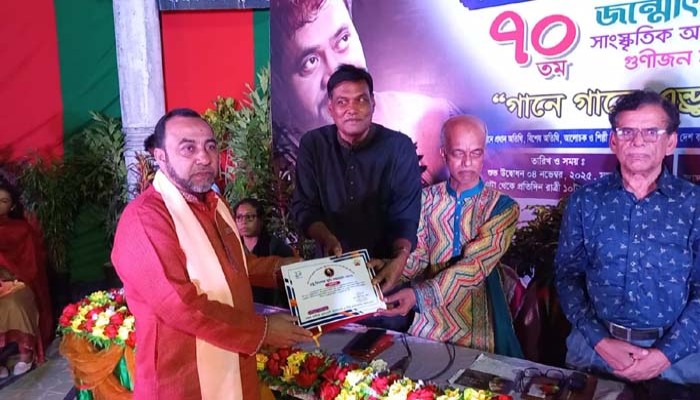 জন্মোৎসবের আলোচনায় বক্তারা- এন্ড্রু কিশোরের গান মানেই জীবনের গল্প