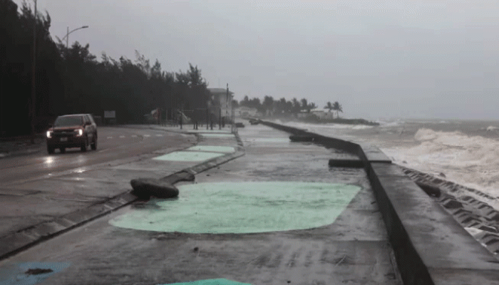 ফিলিপাইনে টাইফুনে প্রাণহানি ২০০ ছুঁই ছুঁই