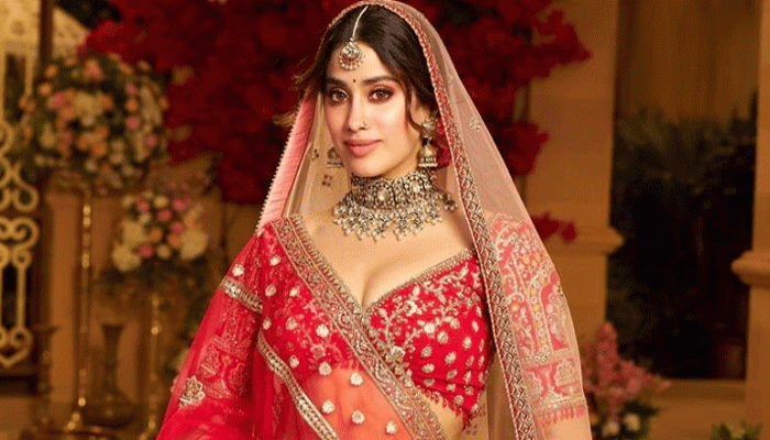 লোক চক্ষুর আড়ালে বাগদান সেরে ফেললেন জাহ্নবী কাপুর