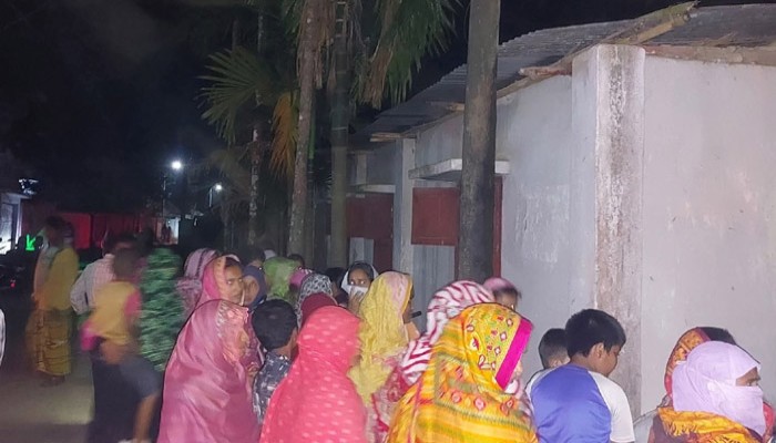 তোমাকে ছাড়া আর কোন নারীকে স্পর্শ করিনি- সুইসাইট নোট লিখে স্বামীর আত্মহত্যা