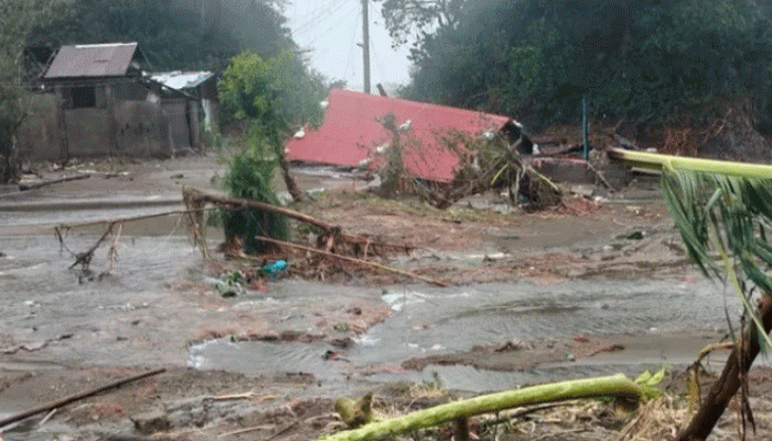 দুর্বল হয়ে পড়েছে টাইফুন ‘ফাং-ওং’, ফিলিপাইনে চার জনের মৃত্যু