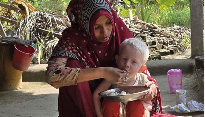 সন্তানের ত্বক-চুলের রং ভিন্ন হওয়ায় স্ত্রীকে তালাক দিলেন যুবক