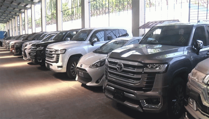 শুল্কমুক্ত সুবিধায় আনা ৩১ গাড়ি হস্তান্তরে আদেশ জারি