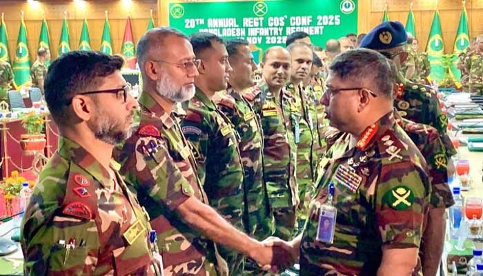 সেনাপ্রধানের আধুনিক প্রশিক্ষণের মাধ্যমে সক্ষমতা অর্জনের আহ্বান