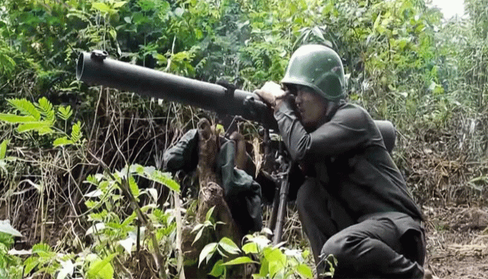 রাখাইনে আরাকান আর্মির হামলায় ৩০ জান্তা সেনা নিহত