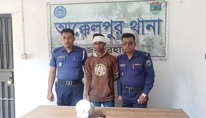 বৈদ্যুতিক মিটার চুরির পর টাকা দাবি, গ্রেপ্তার ১