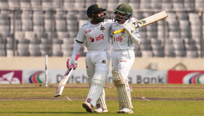 আয়ারল্যান্ডের সামনে রানের পাহাড় তুলে ডিক্লেয়ার দিল বাংলাদেশ