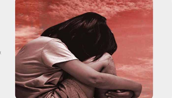 মোদীরাজ্যে স্কুল প্রাঙ্গণে দ্বিতীয় শ্রেণির ছাত্রীকে দু’বার ধর্ষণ! খুদেকে ইঞ্জেকশন দিয়ে আচ্ছন্ন করেন অভিযুক্ত