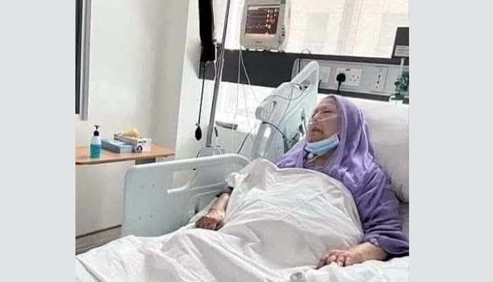 সাবেক প্রধানমন্ত্রী ও বিএনপি চেয়ারপারসন বেগম খালেদা জিয়া আইসিইউতে