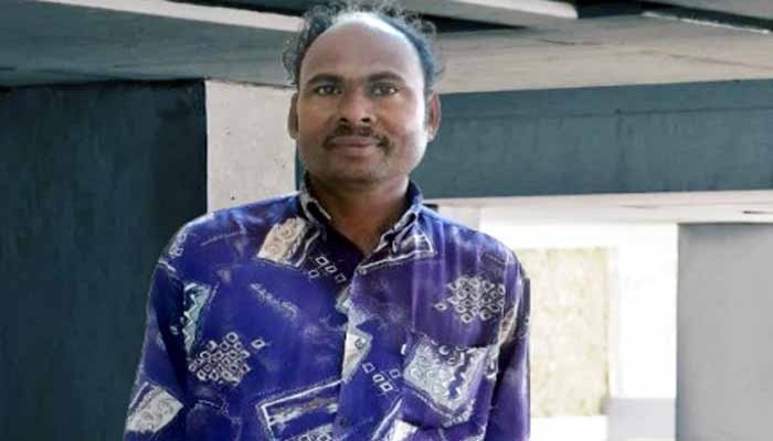 চা খেতে গিয়ে ধরা খেল সাজাপ্রাপ্ত আসামি