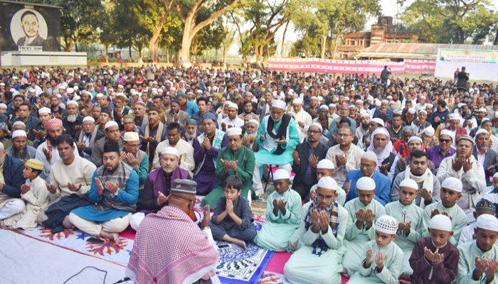 বাগবাড়ীতে বেগম খালেদা জিয়ার সুস্থতা কামনায় বিশেষ দোয়া মোনাজাত