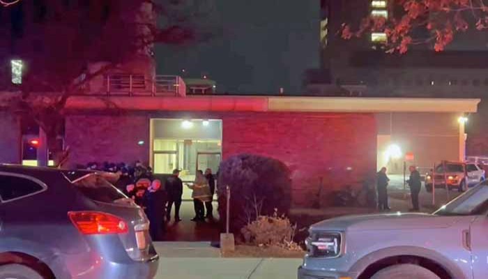 নিউ ইয়র্কের ব্রুকলিনে সুইট সিক্সটিন পার্টিতে ৬ কিশোর গুলিবিদ্ধ