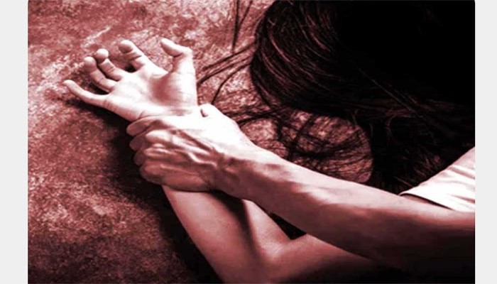 আদিবাসী বালিকাকে রাস্তা থেকে তুলে নিয়ে গিয়ে গণধর্ষণ! বীরভূমে রাতভর তল্লাশির পর গ্রেফতার ৬