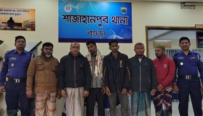 বগুড়ায় আ. লীগের ১৩ নেতাকর্মী গ্রেপ্তার