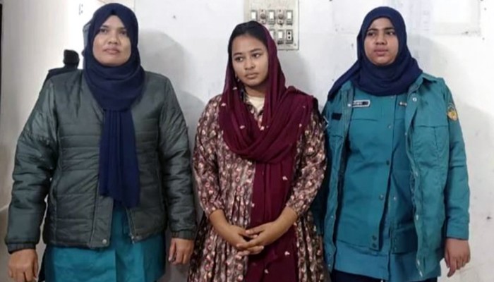 গাজীপুরে ওয়ারেন্টভুক্ত আসামি ‘জুলাই যোদ্ধা’ দাবি করে তরুণী গ্রেপ্তার