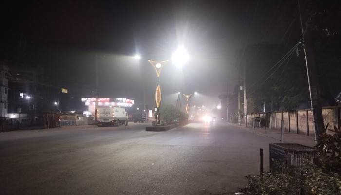 রাজশাহীতে শীতের তীব্রতা বৃদ্ধি, ঘন কুয়াশায় জনজীবন বিপর্যস্ত