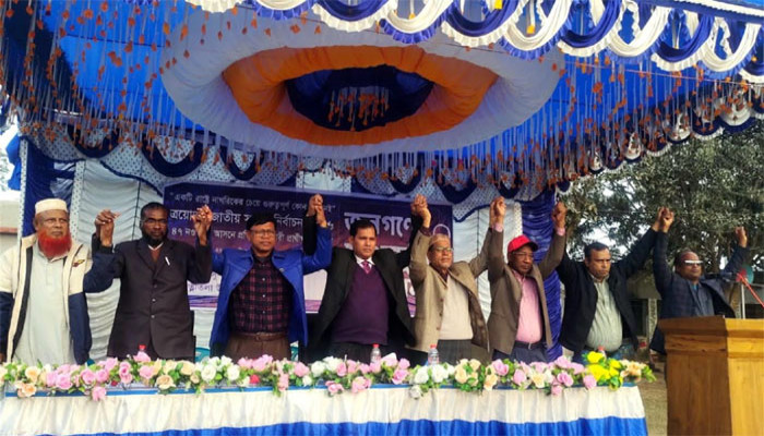 পত্নীতলায় জনগণের মুখোমুখি এমপি প্রার্থীরা