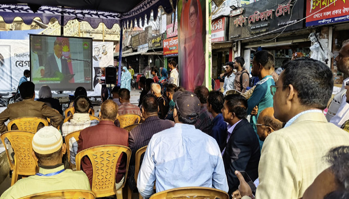 নগরীতে নতুন মন্ত্রিসভার শপথ অনুষ্ঠানের লাইভ সম্প্রচার