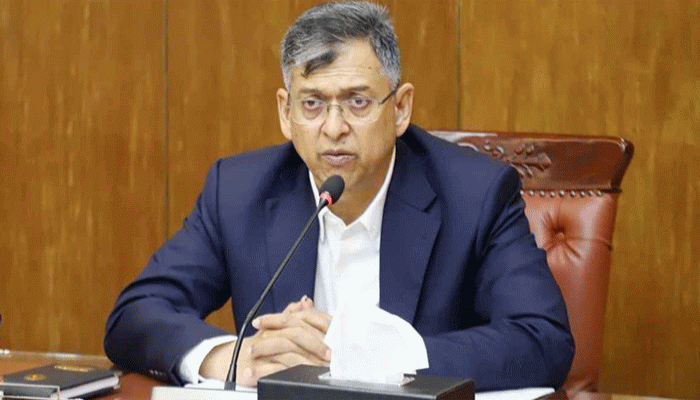 চাঁদাবাজ-অস্ত্রধারীদের তালিকা করে শিগগিরই সারাদেশে অভিযান: স্বরাষ্ট্রমন্ত্রী