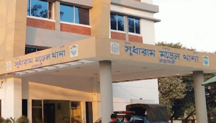নোয়াখালীতে পিকআপের ধাক্কায় বাস সুপারভাইজারের মৃত্যু