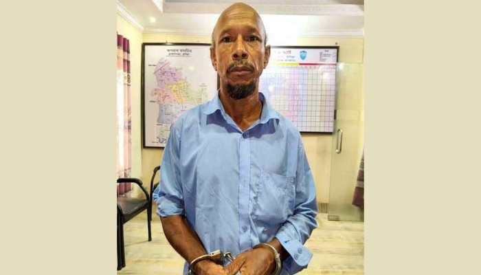 কুমিল্লায় ৯ বছরের মেয়েকে ধর্ষণচেষ্টা সৎবাবার