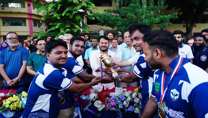 রাজশাহী মেডিকেল কলেজে আরএমসি চ্যাম্পিয়নস কাপের সমাপনী অনুষ্ঠিত