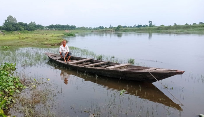 রাণীশংকৈল সীমান্তে মৃত্যুর নীরব সাক্ষী নৌকার মাঝি - নিহতদের পরিবারের খবর কেউ রাখেনি
