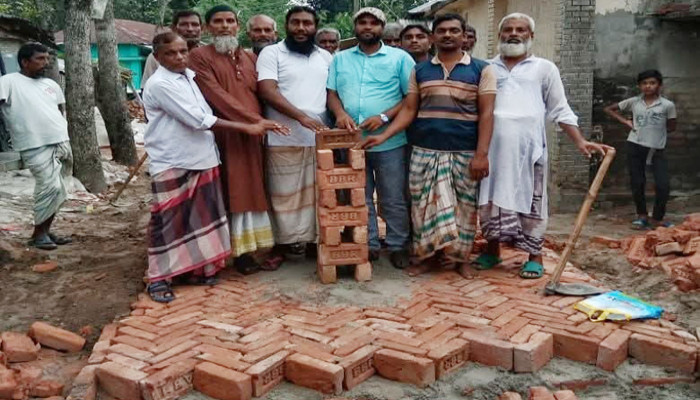 বিলমাড়ীয়ায় চার গ্রামীণ সড়ক এইচবিবি করণে স্থানীয় বাসিন্দারা খুশি
