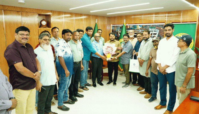রাসিক প্রশাসকের সঙ্গে রাজশাহী সরকারি পলিটেকনিক ইনস্টিটিউট অ্যালামনাই অ্যাসোসিয়েশনের সৌজন্য সাক্ষাৎ