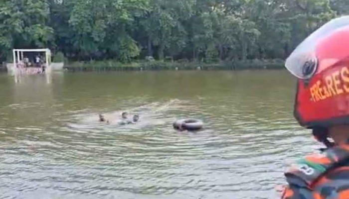 কুষ্টিয়ায় পুকুরে গোসল করতে নেমে কলেজছাত্রের মৃত্যু