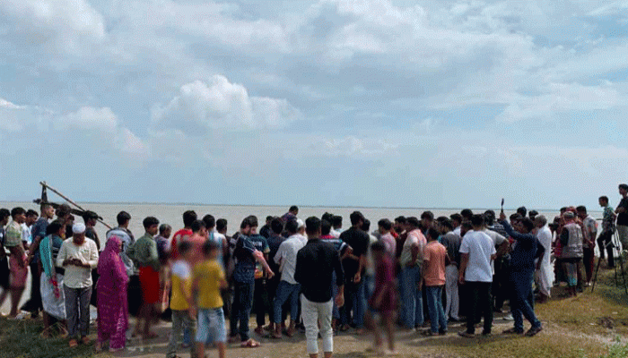পদ্মায় নৌকাডুবির ২ দিন পর নিখোঁজ বাবা-ছেলের মরদেহ উদ্ধার