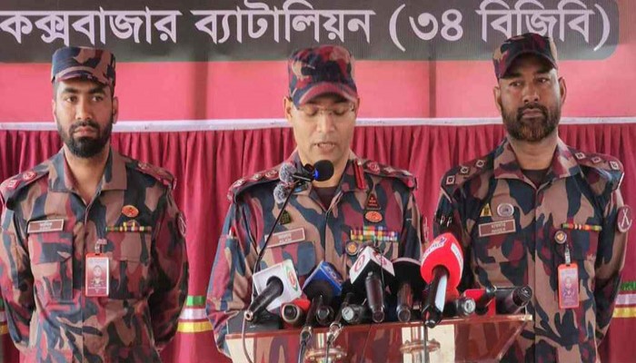 কক্সবাজার সীমান্তে ৫ লাখ ৯৬ হাজার ইয়াবা ও অস্ত্র উদ্ধার, আটক ২