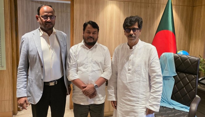 মৎস্য ও প্রাণিসম্পদ প্রতিমন্ত্রীর সাথে রাসিক প্রশাসকের সাক্ষাৎ