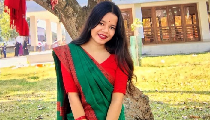 জন্মদিনে জিপিএ-৫ অর্জন বিথীর ঘরে দ্বিগুণ আনন্দ
