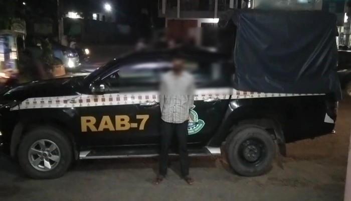 জাহাঙ্গীর হত্যা মামলার পলাতক আসামি আরিফ গ্রেফতার