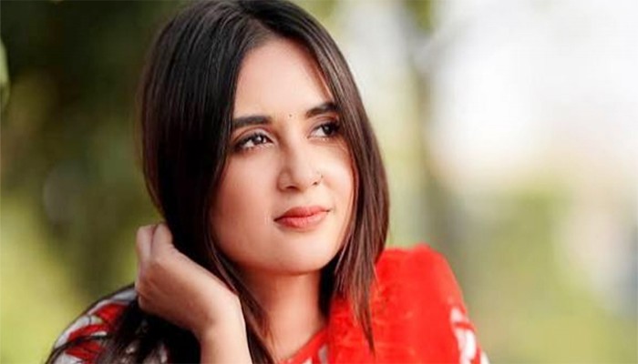 আল্লাহ নিশ্চয়ই ধৈর্যশীলদের সাথে আছেন: তানিয়া বৃষ্টি