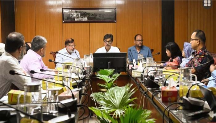 ইলিশ ধরা ও ক্রয়-বিক্রয়ে ২২ দিনের নিষেধাজ্ঞা