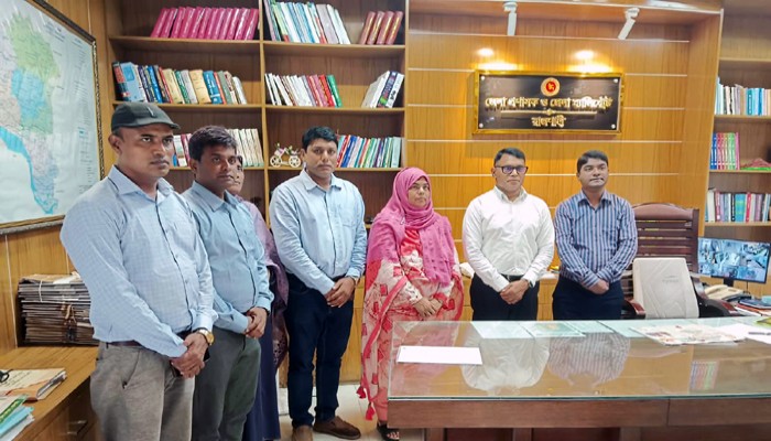 সাংবাদিক ও সাংবাদিক পরিবারের সদস্যদের সহায়তা নিয়ে রাজশাহীতে কমিটির সভা