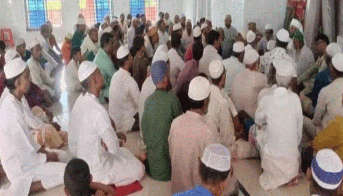 লালপুরে সমাজকল্যাণ প্রতিমন্ত্রী পুতুলের সুস্থতা কামনায় দোয়া মাহফিল