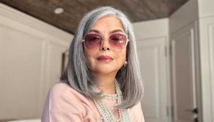 স্বামীর পরকীয়ার খবর জেনেও ১২ বছর সংসার টিকিয়েছিলেন জিনাত আমান