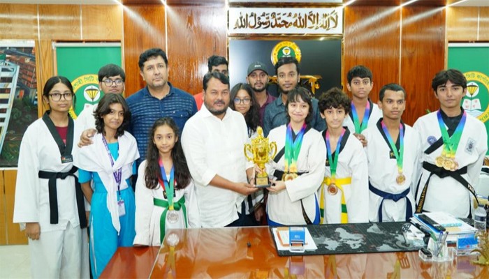 তায়কোয়ানডোতে রাজশাহীর সাফল্য, খেলোয়াড়দের সংবর্ধনা রাসিক প্রশাসকের