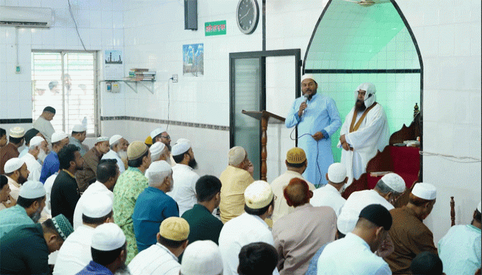 ধর্মীয় প্রতিষ্ঠানের উন্নয়নে কাজ অব্যাহত রেখেছি: রাসিক প্রশাসক