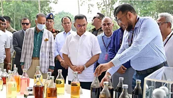 বর্জ্য থেকে জ্বালানি তেল উৎপাদন প্রকল্পে সহযোগিতার আশ্বাস প্রধানমন্ত্রীর