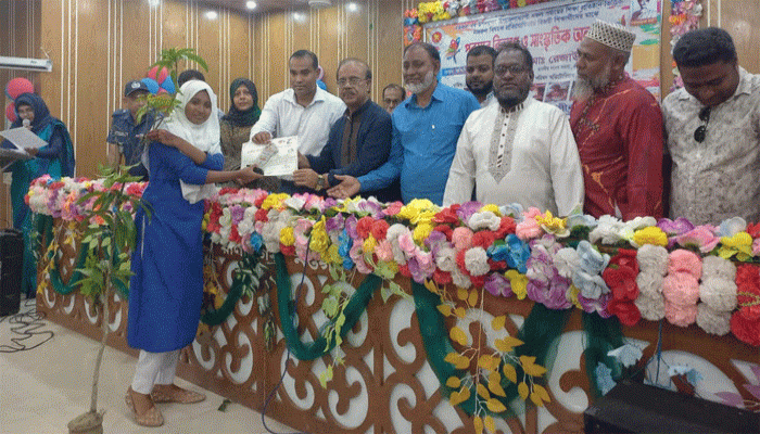 রাণীনগরে নজরুল বর্ষ উপলক্ষে সেমিনার ও পুরস্কার বিতরণ