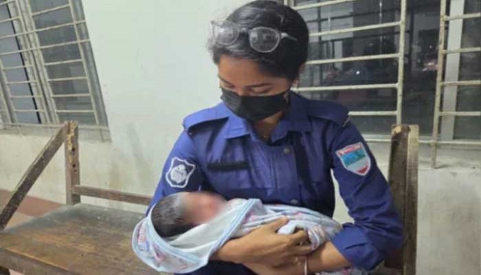 চুরির নাটক সাজিয়ে নিজের সন্তানকে বিক্রি করলেন বাবা