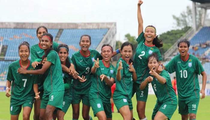 ফিফা র‍্যাঙ্কিংয়ে এক ধাপ এগোল বাংলাদেশ নারী ফুটবল দল