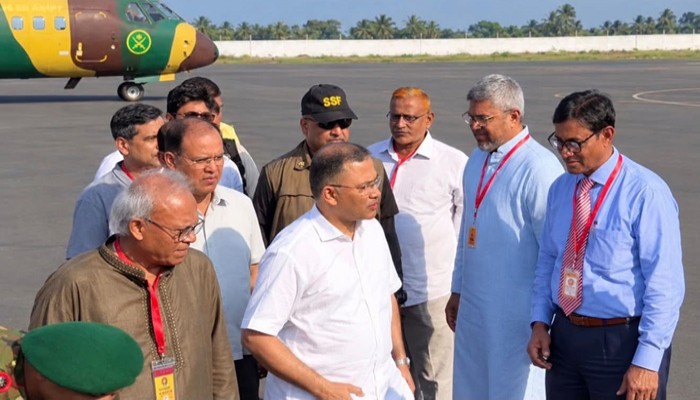 প্রধানমন্ত্রীর প্রথম রাজশাহী আগমন, বিমানবন্দরে অভ্যর্থনা জানালেন RDA চেয়ারম্যান
