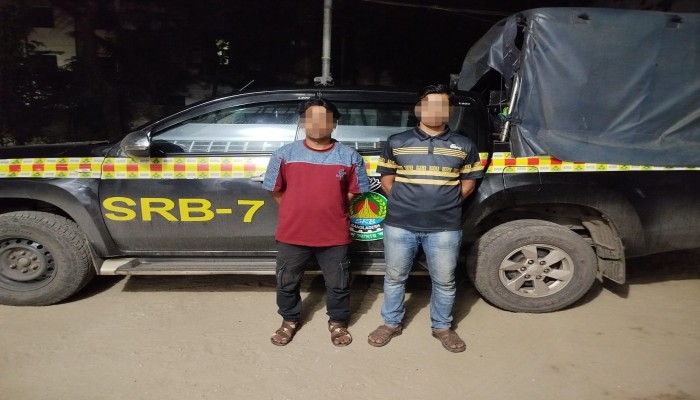 চট্টগ্রামে ১৭ কেজি গাঁজাসহ দুই রোহিঙ্গা আটক